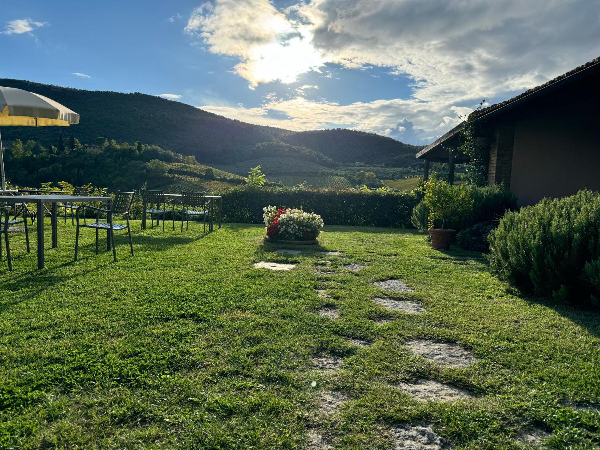Villa Del Sole Сан Джиминяно Екстериор снимка